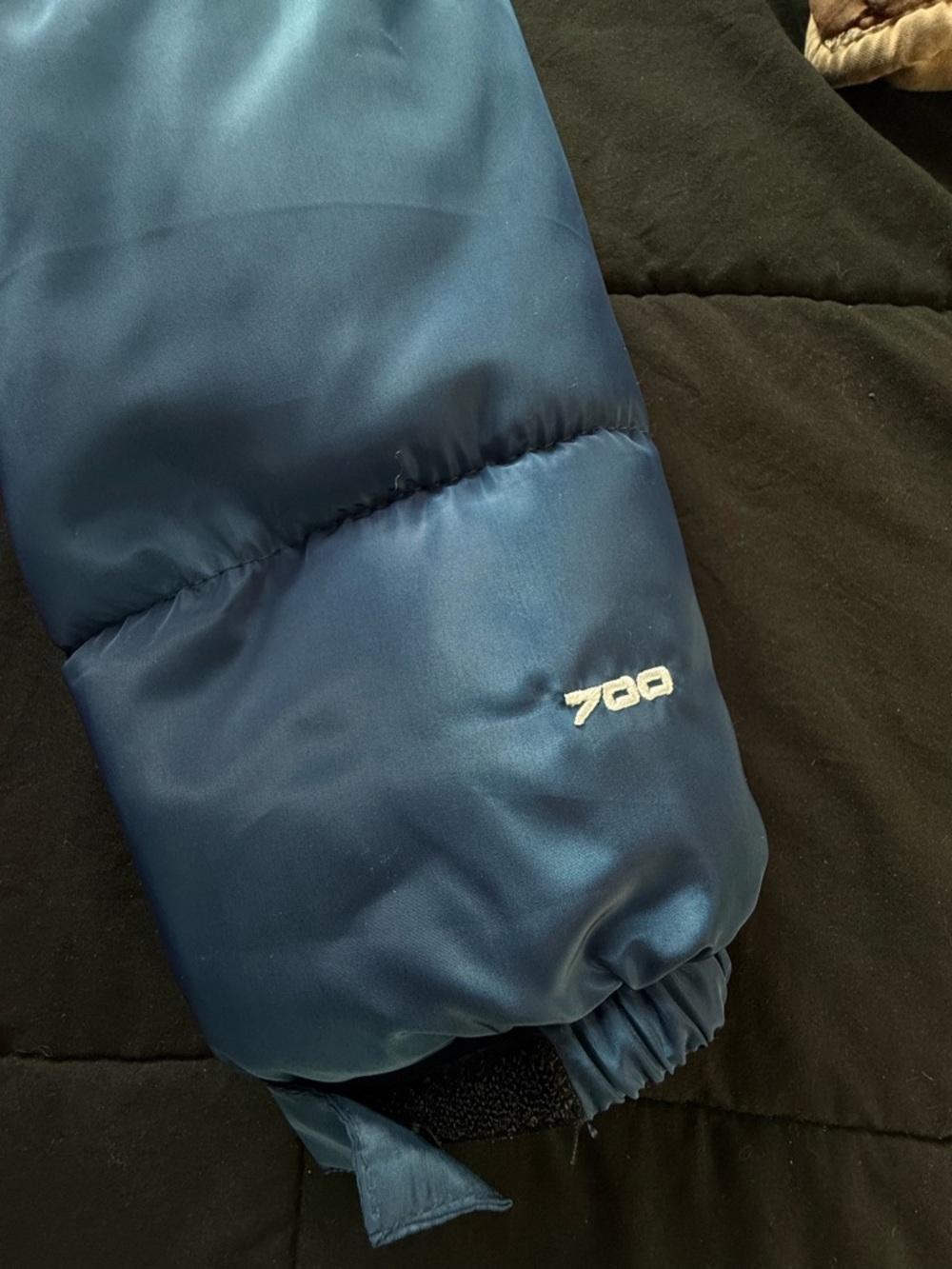The North Face Blue and Black Puffer Jacket - Picture 5 of 8